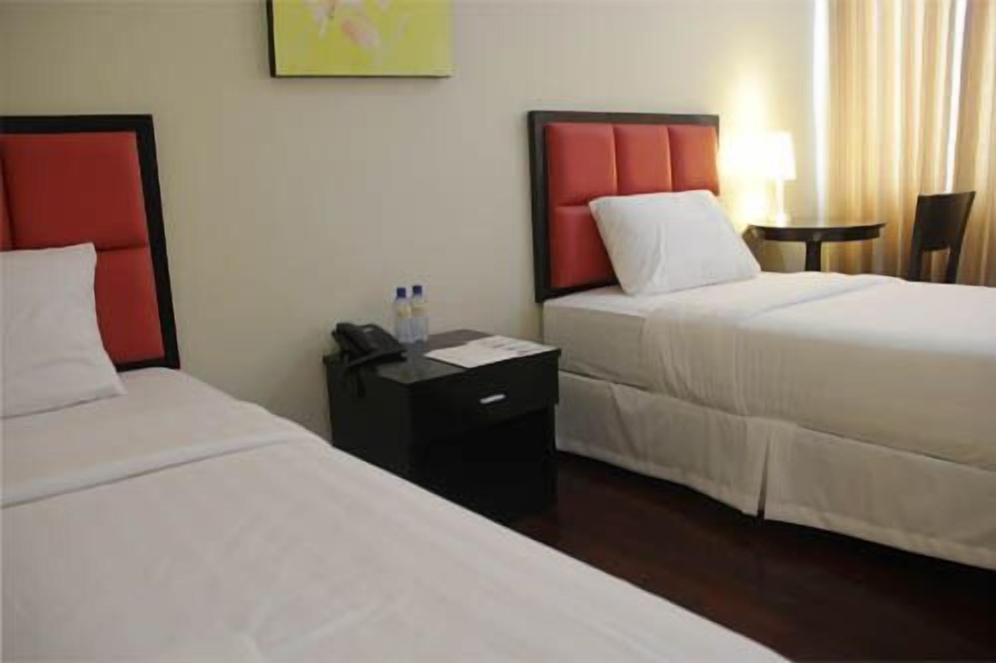 Arabelle Suites Tagbilaran Zewnętrze zdjęcie
