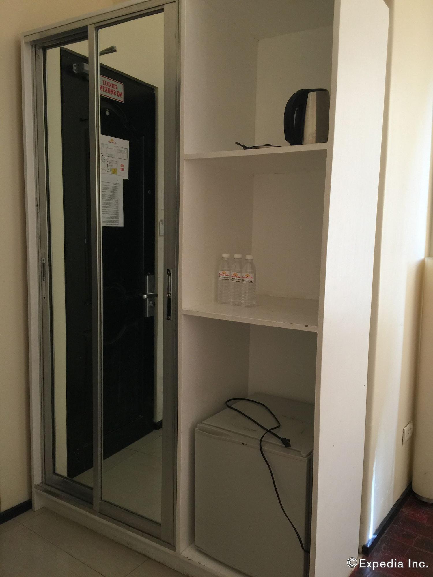 Arabelle Suites Tagbilaran Zewnętrze zdjęcie
